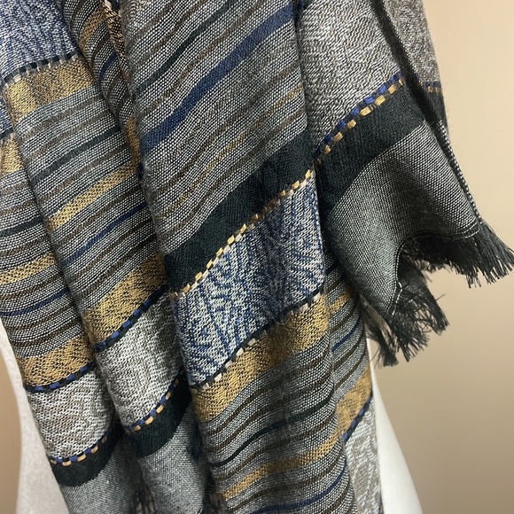 Simply Novelle Women’s Scarf, Color; diff. greys, black, blue’s, diff. brown’s - Picture 13 of 16